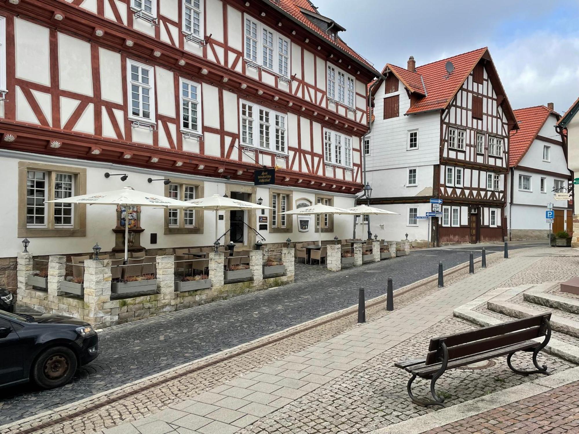 Altes Rathaus Hotel-Restaurant-Café Wolfhagen Exterior foto